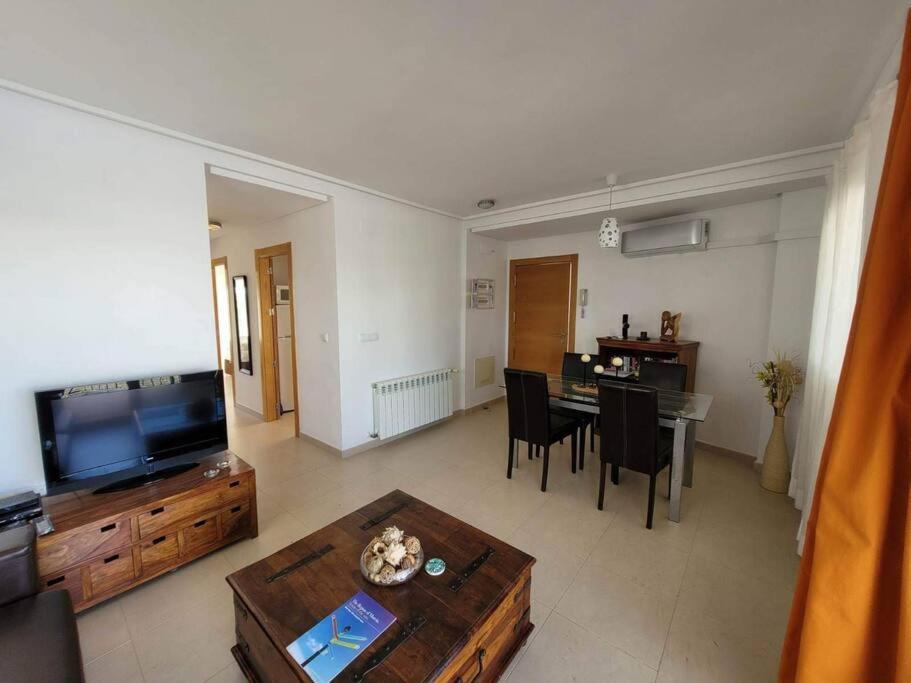 Belle Vue Sur La Piscine Apartman Sucina Kültér fotó